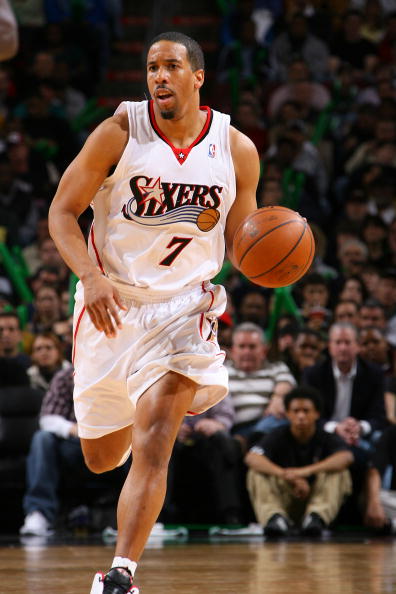 塔在处理球 塔在处理球