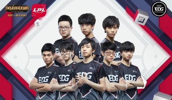 她的自信心 她的自信心